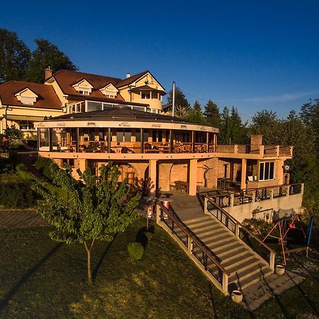 佩希恩罗迪住宿加早餐旅馆 Gornja Stubica 外观 照片