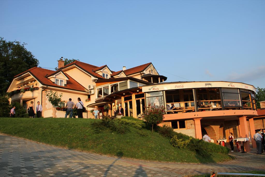 佩希恩罗迪住宿加早餐旅馆 Gornja Stubica 外观 照片